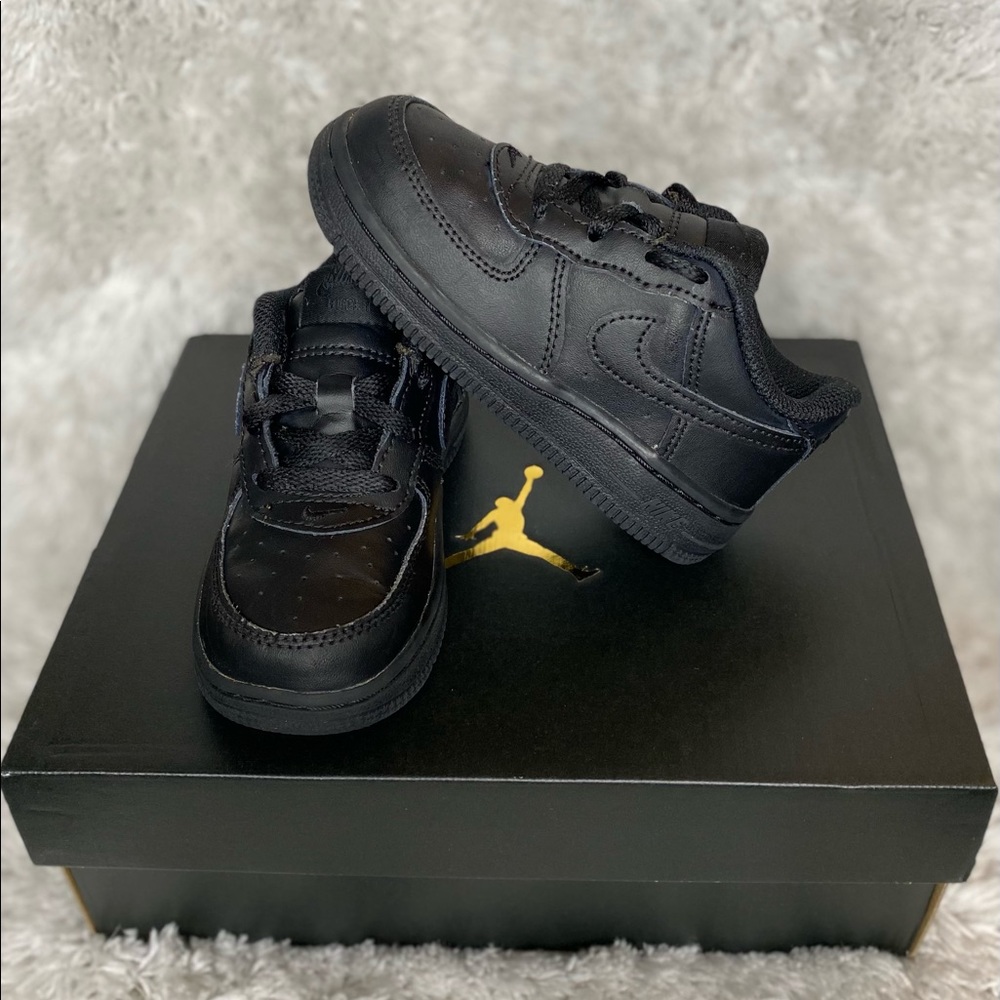 Kids shoes